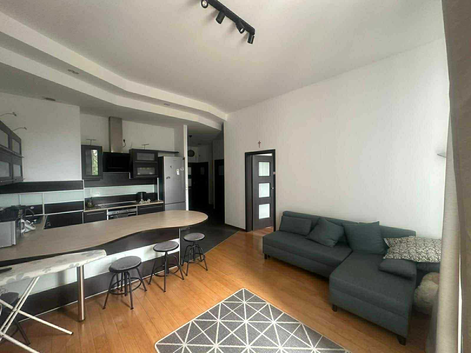 Aleksandra - ogłoszenie lokatorskie 