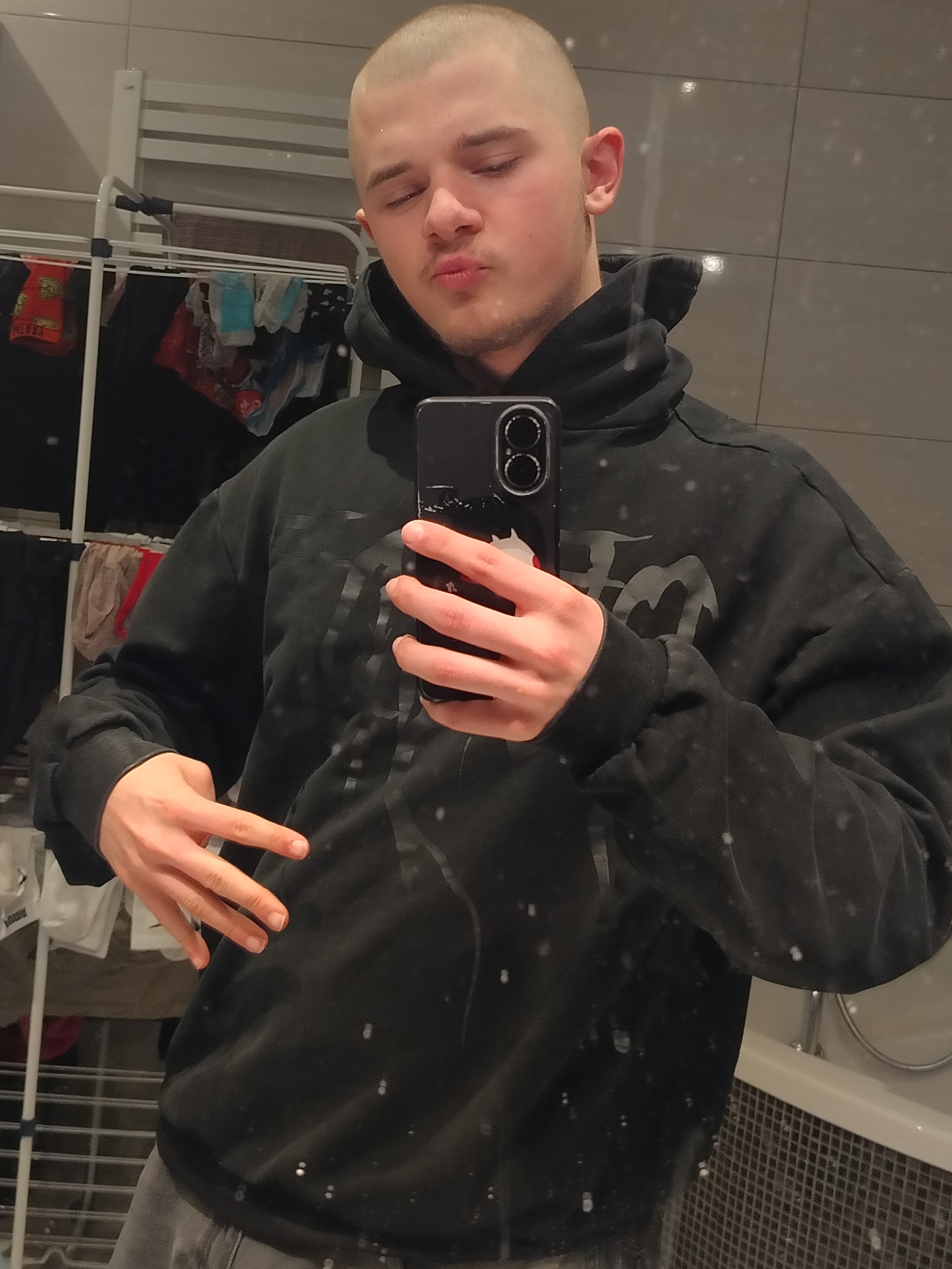 Bartosz - ogłoszenie lokatorskie 